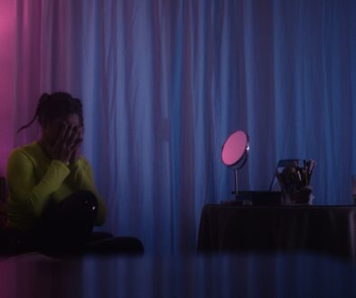 Jakie są zalety i wady kursów programowania z certyfikatem?